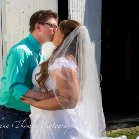 wedding photography first look