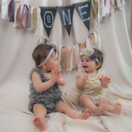 photo twins baby 1 birthday