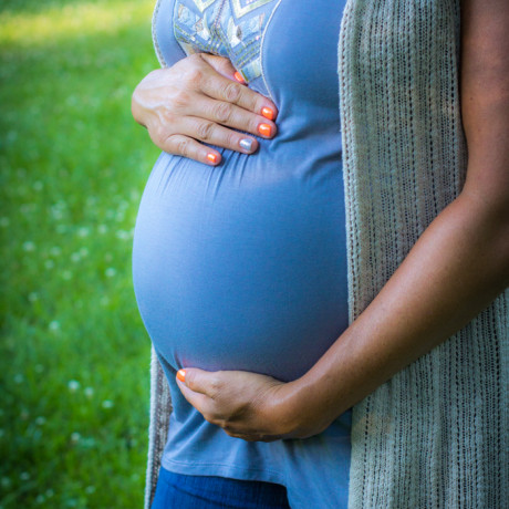 maternity photo family