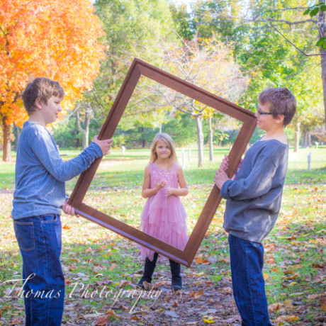 photo family kids fall