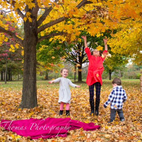 photo family fall kids